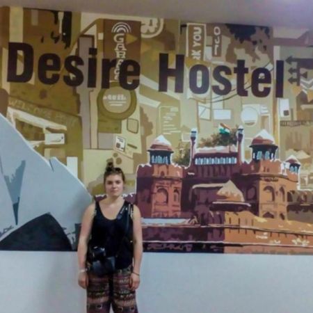 The Desire Hostel New Delhi Exterior photo